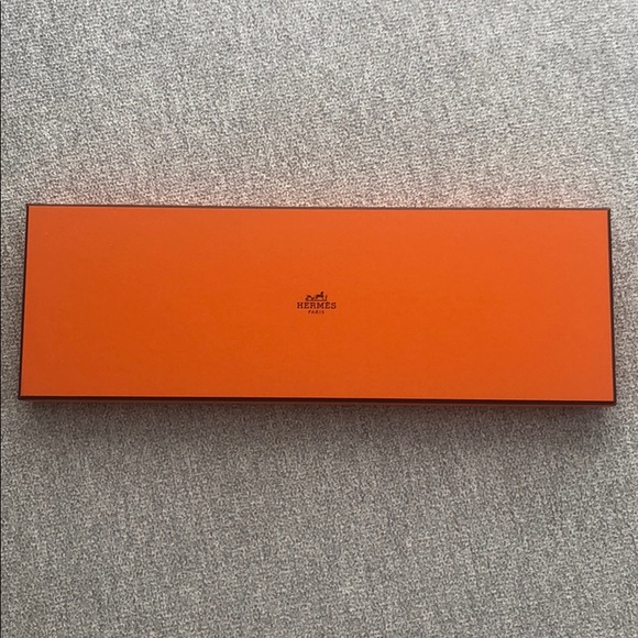 Hermes Accessories - Authentic Hermès tie box